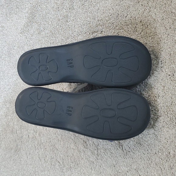 NWT GAP Kids Dark Brown Suede Boots/ Leather Upper. Size 2 - Picture 8 of 14